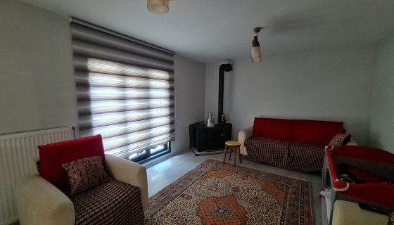 VİLAYET MEYDANINA ÇOK YAKIN EŞYALI KİRALIK 2+1 DAİRE